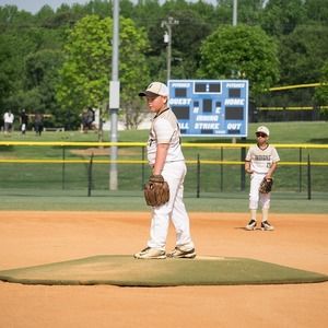 Meet your Posher, Larry